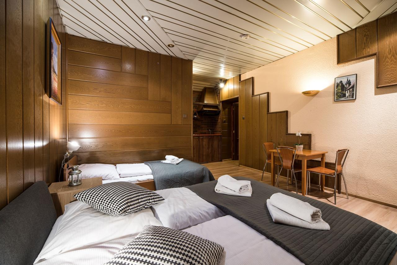 Golden Lion Guest Rooms Szewska 19 — Foto 1